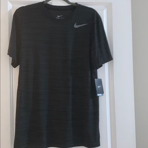 Men’s Nike dri-fit T-shirt